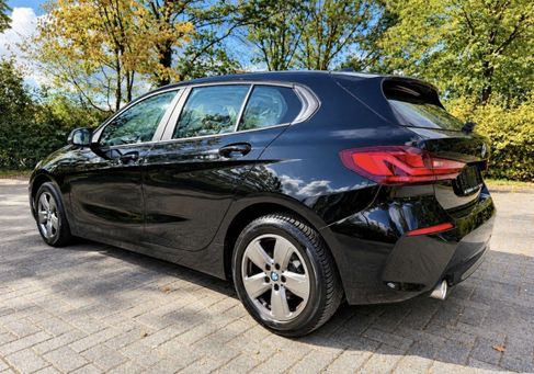 BMW 118, 2023 3