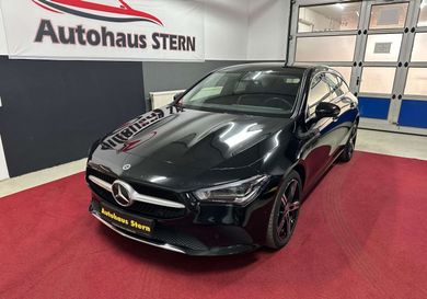 Mercedes-Benz CLA 200, 2022