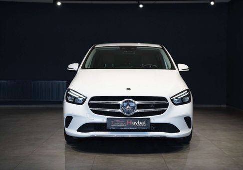 Mercedes-Benz B 220, 2021