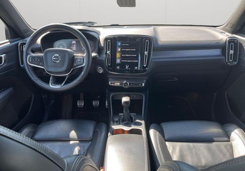 Volvo XC40, 2022 3