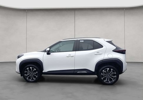 Toyota Yaris Cross, 2025