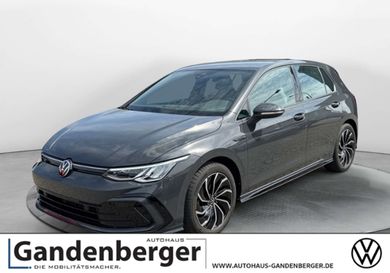 Volkswagen Golf, 2024