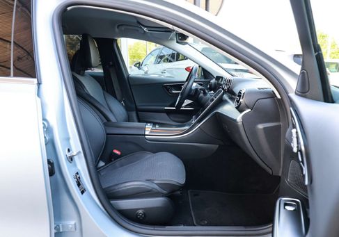 Mercedes-Benz C 300, 2022