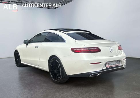 Mercedes-Benz E 200, 2019 3