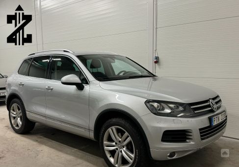 Volkswagen Touareg, 2014