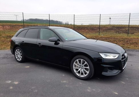 Audi A4, 2020 3