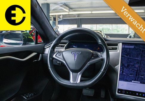 Tesla Model S, 2018 2