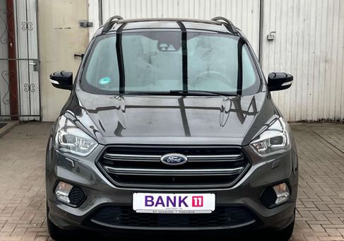Ford Kuga, 2019