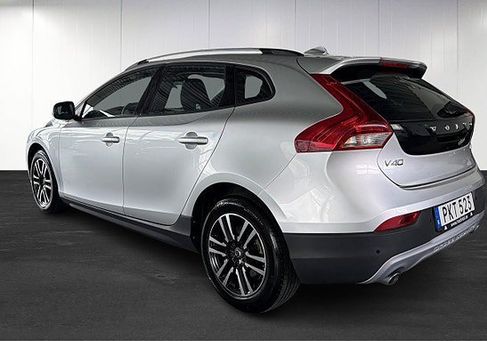 Volvo V40 Cross Country, 2018