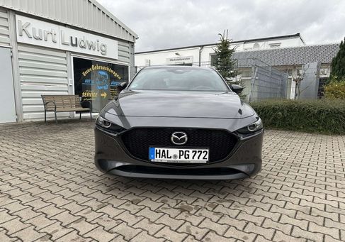 Mazda 3, 2025