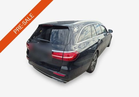 Mercedes-Benz E 200, 2023 2