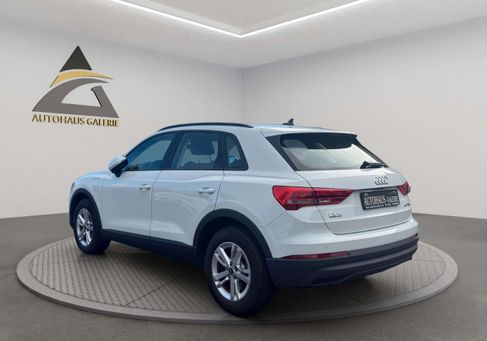 Audi Q3, 2022 3