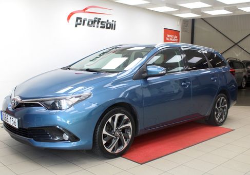 Toyota Auris Touring Sports, 2016