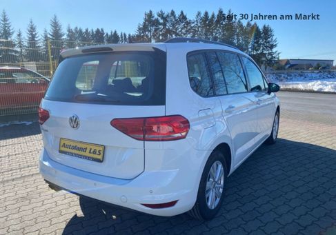 Volkswagen Touran, 2020 3