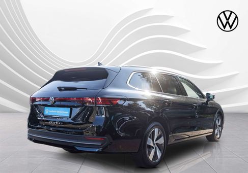 Volkswagen Passat Variant, 2024 3