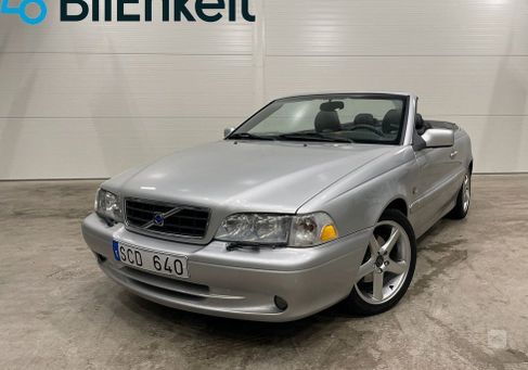 Volvo C70, 2004