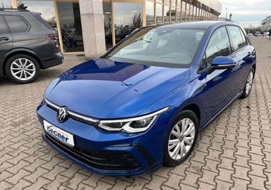 Volkswagen Golf, 2023