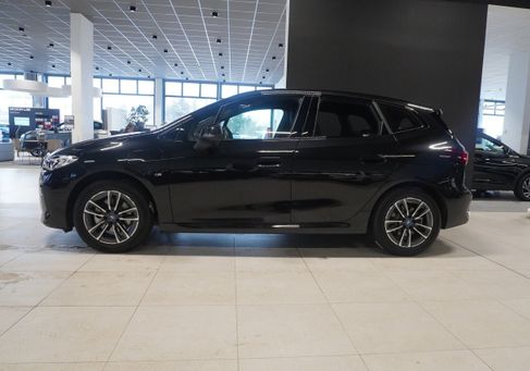 BMW 225 Active Tourer, 2025