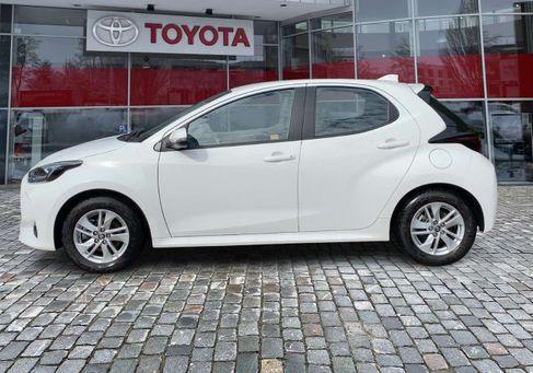 Toyota Yaris, 2024 2