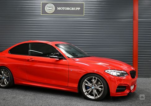 BMW M235, 2016