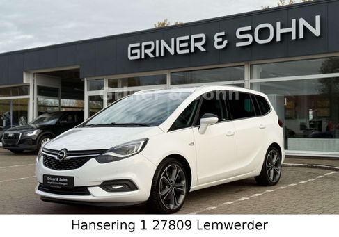Opel Zafira, 2017