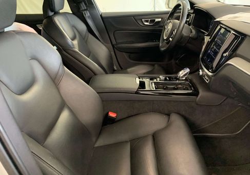 Volvo V60, 2020