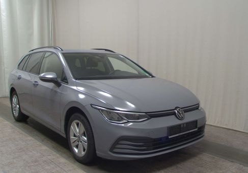Volkswagen Golf, 2023 3