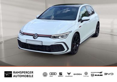 Volkswagen Golf, 2023