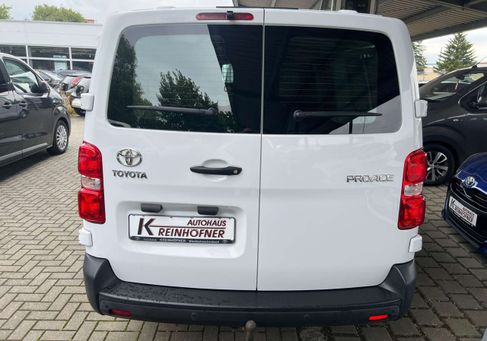 Toyota Proace, 2023 3