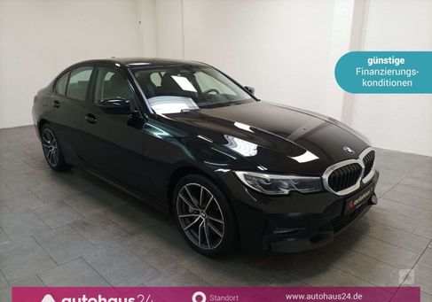 BMW 330, 2019