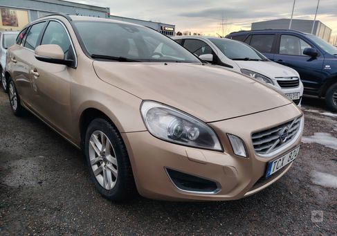 Volvo V60, 2011