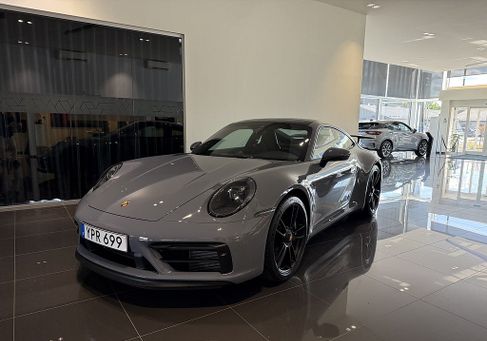 Porsche, 2024