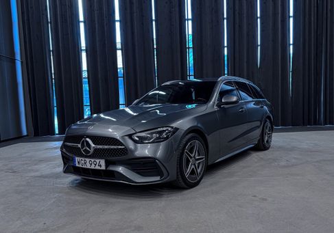 Mercedes-Benz C 300, 2022