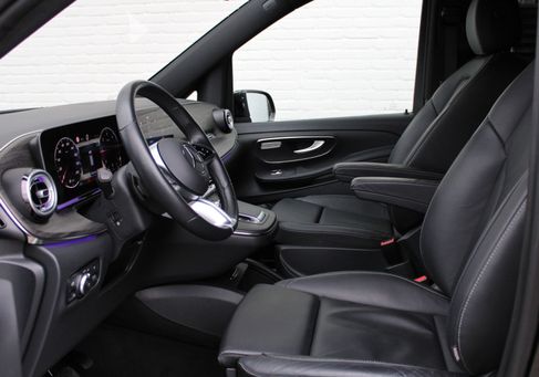 Mercedes-Benz V 300, 2024