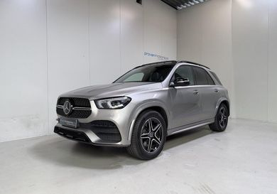 Mercedes-Benz, 2022