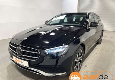 Mercedes-Benz E 300, 2022