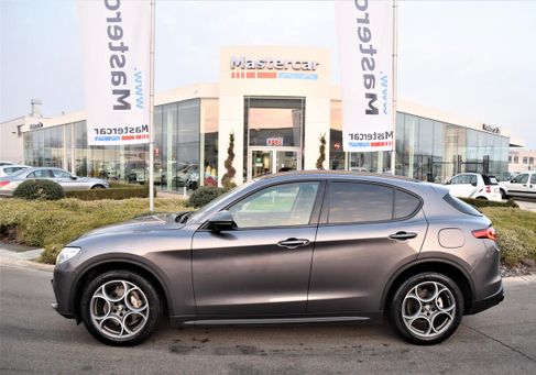 Alfa Romeo Stelvio, 2019