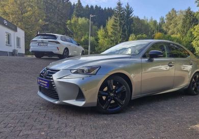 Lexus IS 300, 2019