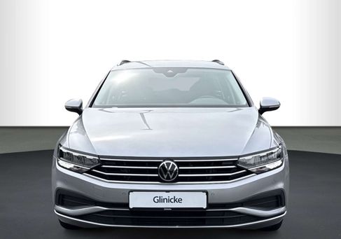 Volkswagen Passat Variant, 2023 3
