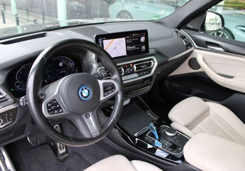 BMW iX, 2022