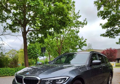 BMW 320, 2020