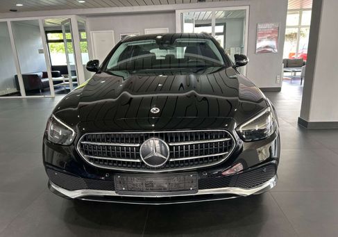 Mercedes-Benz E 300, 2022 2