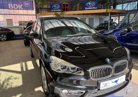 BMW 216, 2017