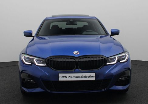 BMW 320, 2022 3