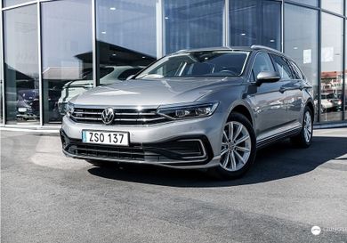 Volkswagen Passat Variant, 2021