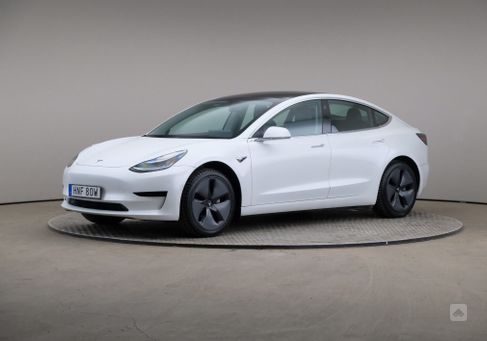 Tesla Model 3, 2020