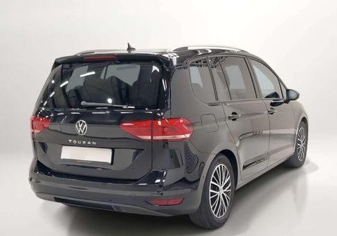 Volkswagen Touran, 2024