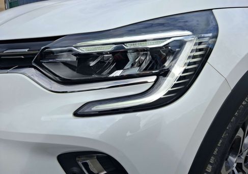 Renault Captur, 2021 3