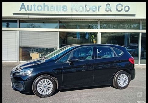 BMW 218, 2021