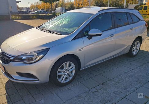 Opel Astra, 2019